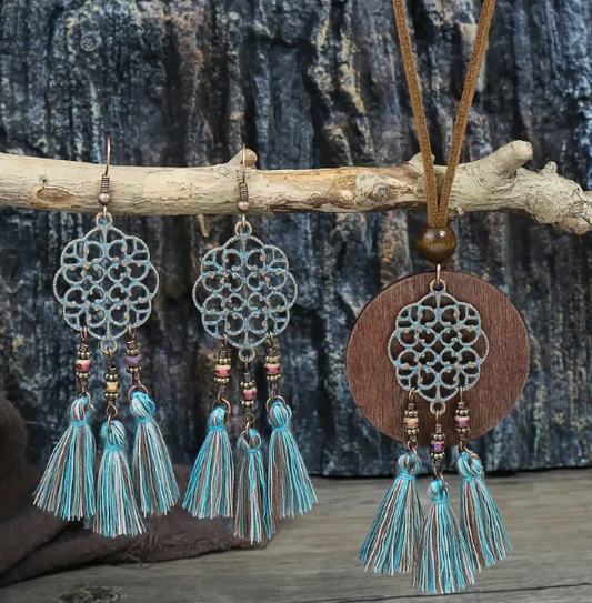 1 Pair Of Earrings + 1 Necklace Boho Style Jewelry Set Retro Hollow Flower Design