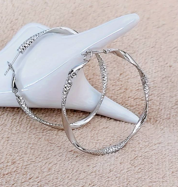 Simple Twisted Pleated Hoop Earrings Iron Jewelry Vintage Leisure Style