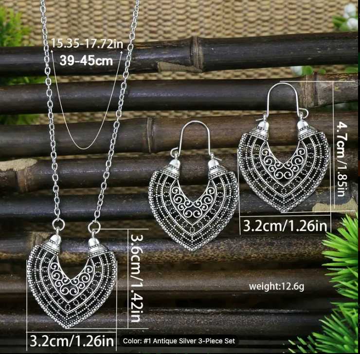 Earrings Plus Necklace Traditional Jewelry Set Delicate Caring On The Pendant